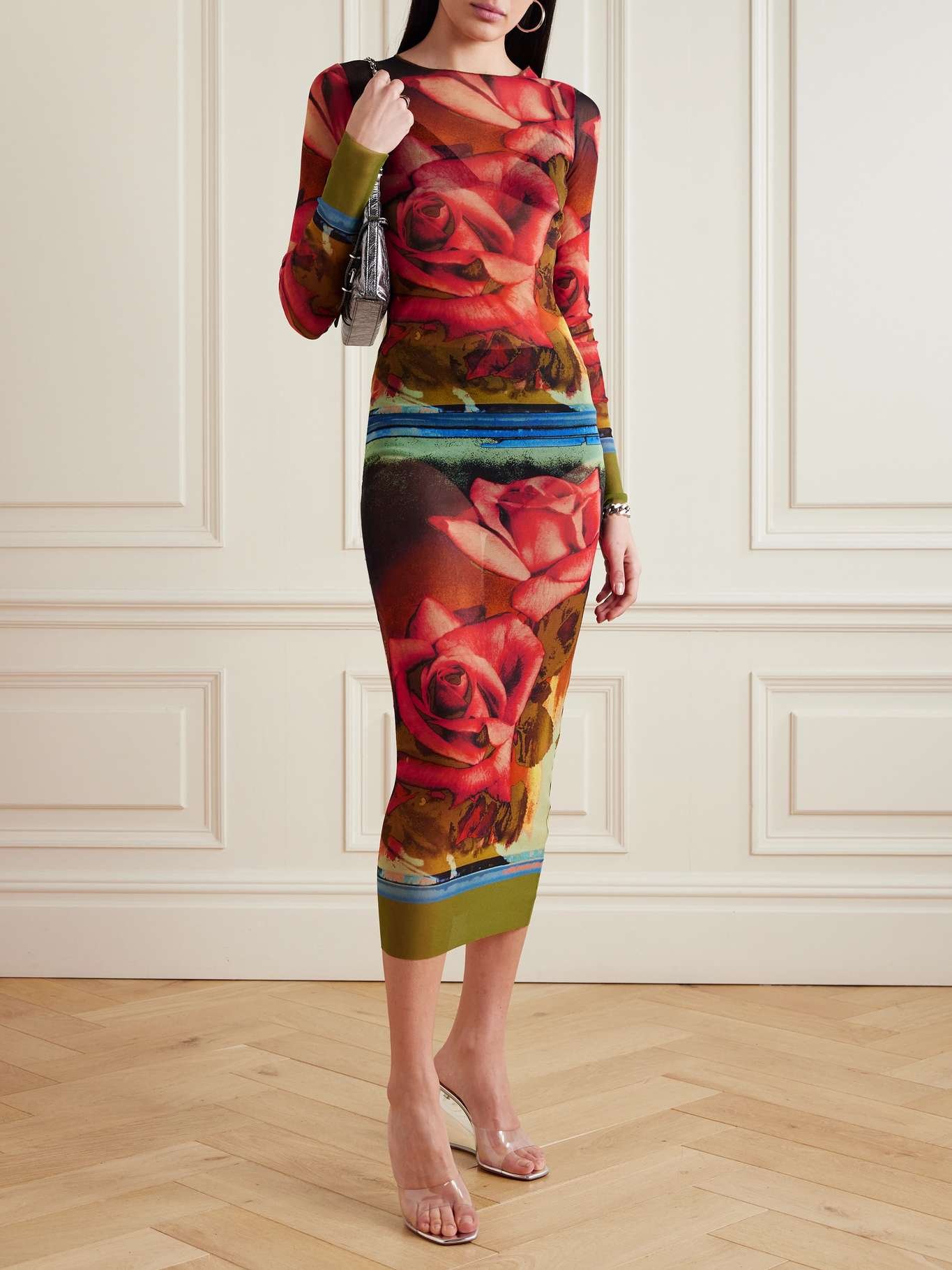 roses in fashion 2024