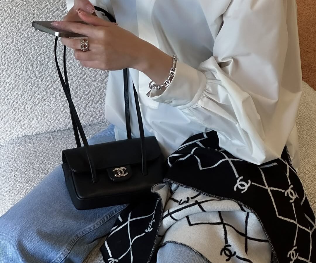 chanel preppy coco bag