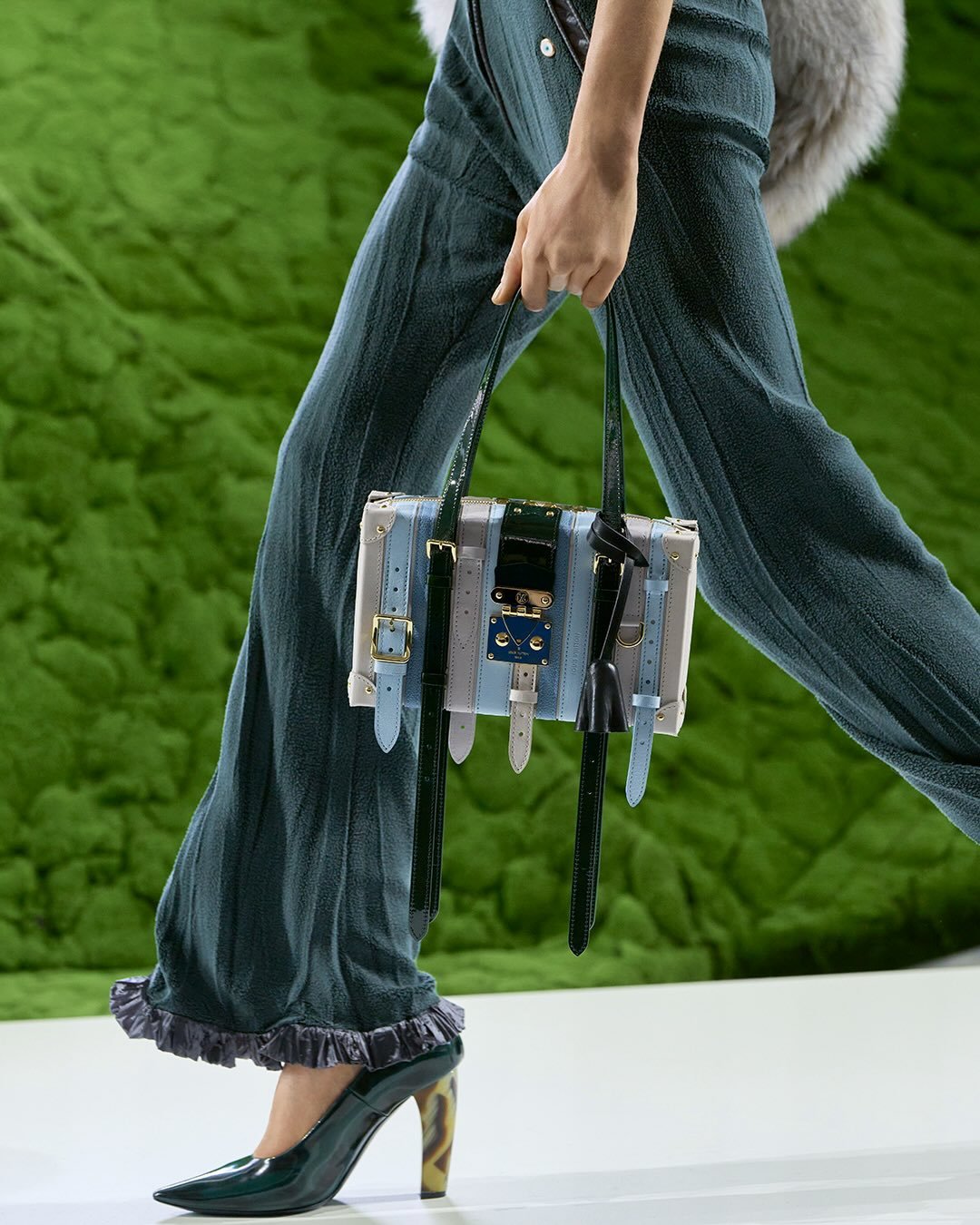 louis vuitton petite malle fall 2026