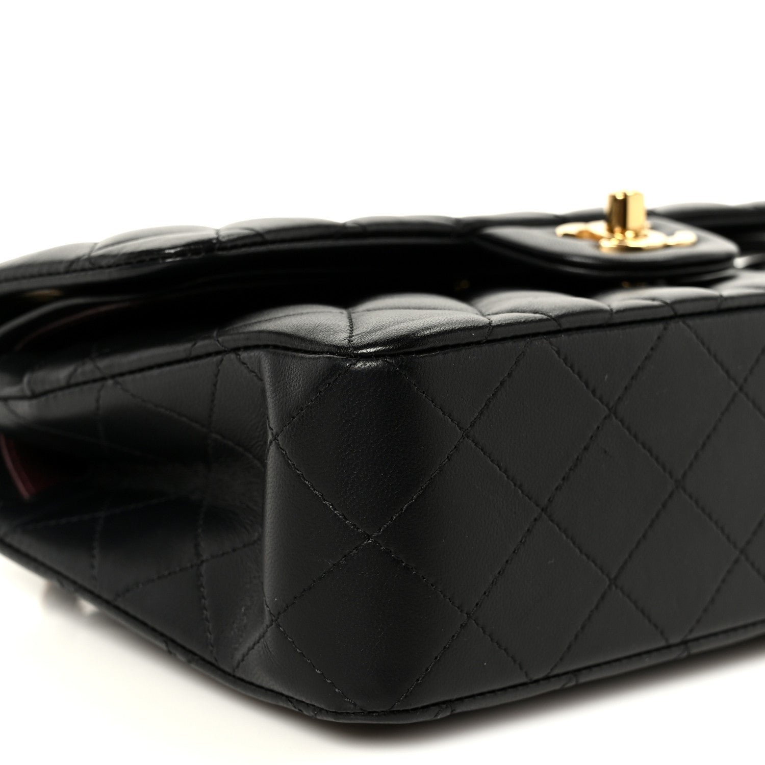 chanel small lambskin classic flap quilting