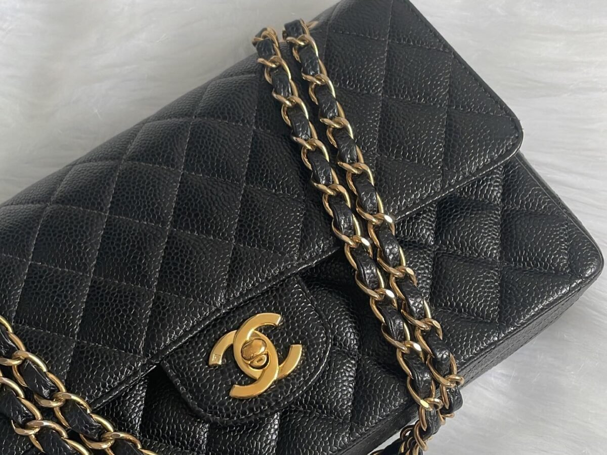 how to spot a fake Chanel Bag: 10 expert tips