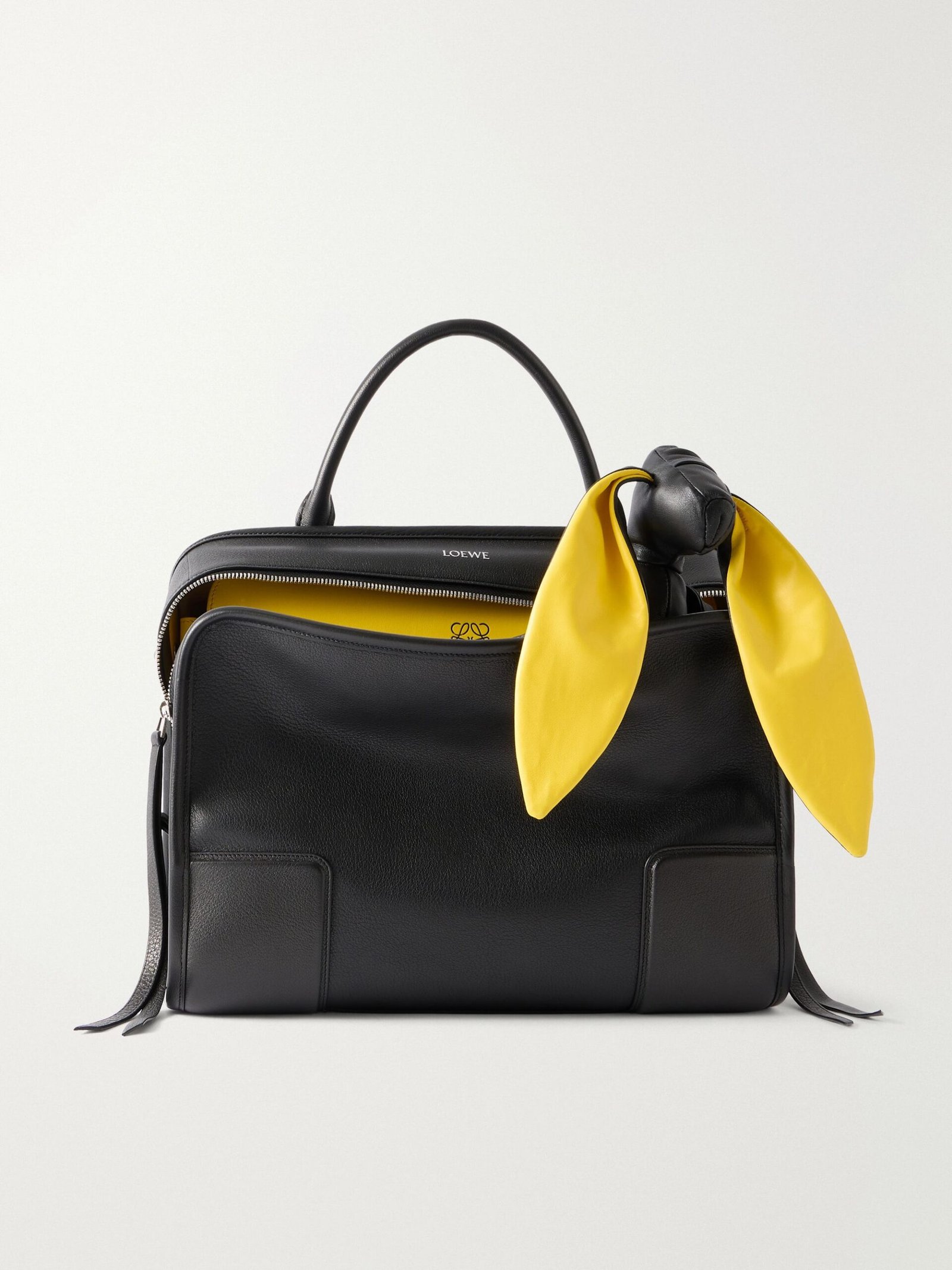 loewe amazona 180 bag